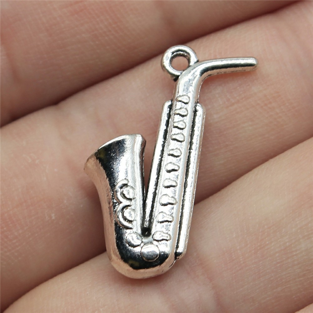20 pièces de breloques et pend - Musical Instrument Saxophone avis et prix